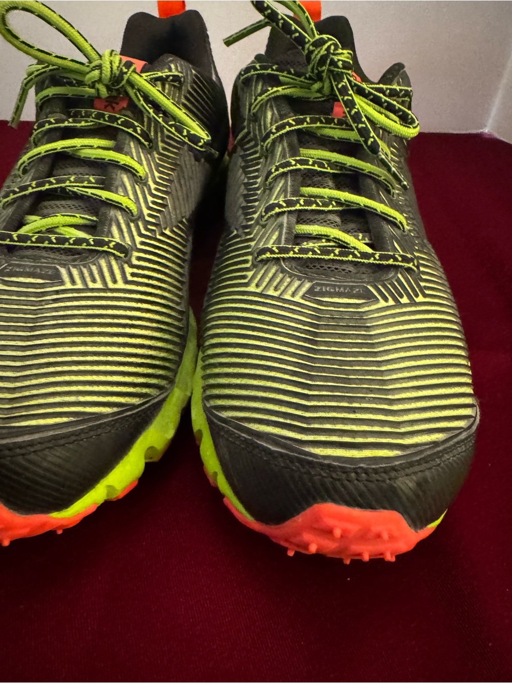 Reebok Zigmaze Lime Running Sneaker Men 9 Athletic Marathon Neon Zigtech EUC - Picture 14 of 16